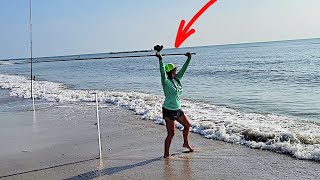 How To Cast A Surf Fishing Rod For Distance amp Accuracy [upl. by Ormond]